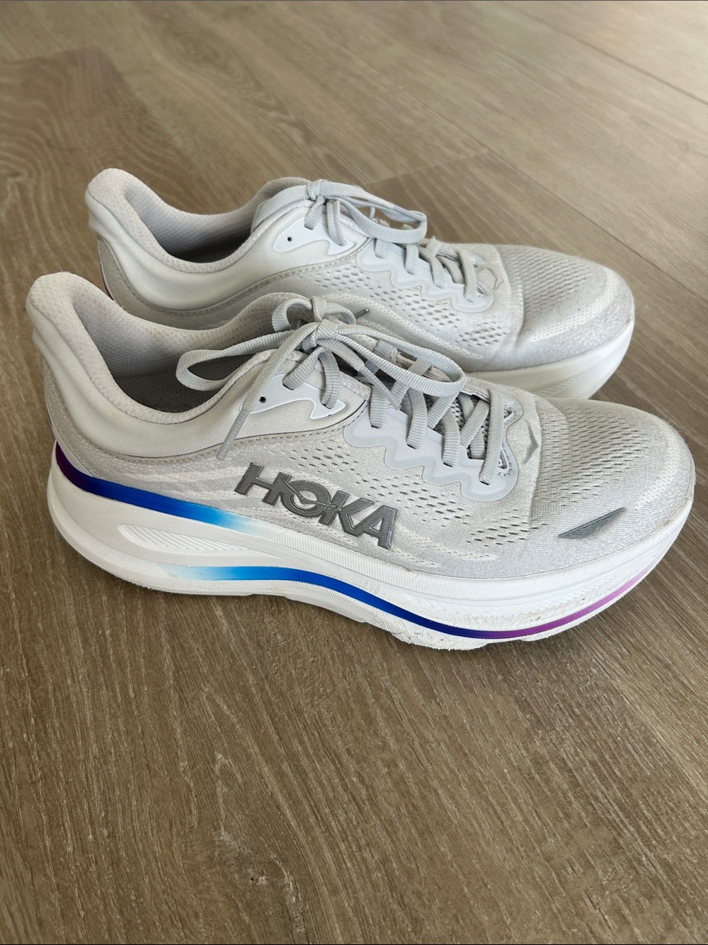 Hoka Bondi 9 Women's White Running Sneakers with Blue and Purple Accents